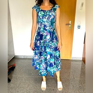 Floral 1950s dress